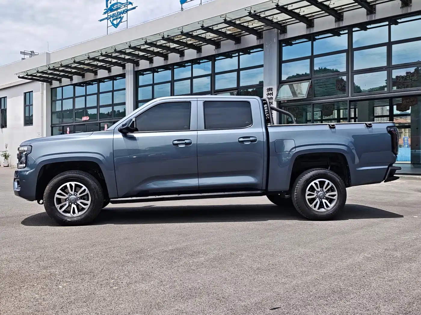 Jiangling Dadao 2025 2024 All-Rounder 2.3T Diesel Automatic 4WD Comfort Flatbed