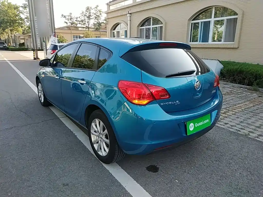 Фото 5 - Buick Excelle