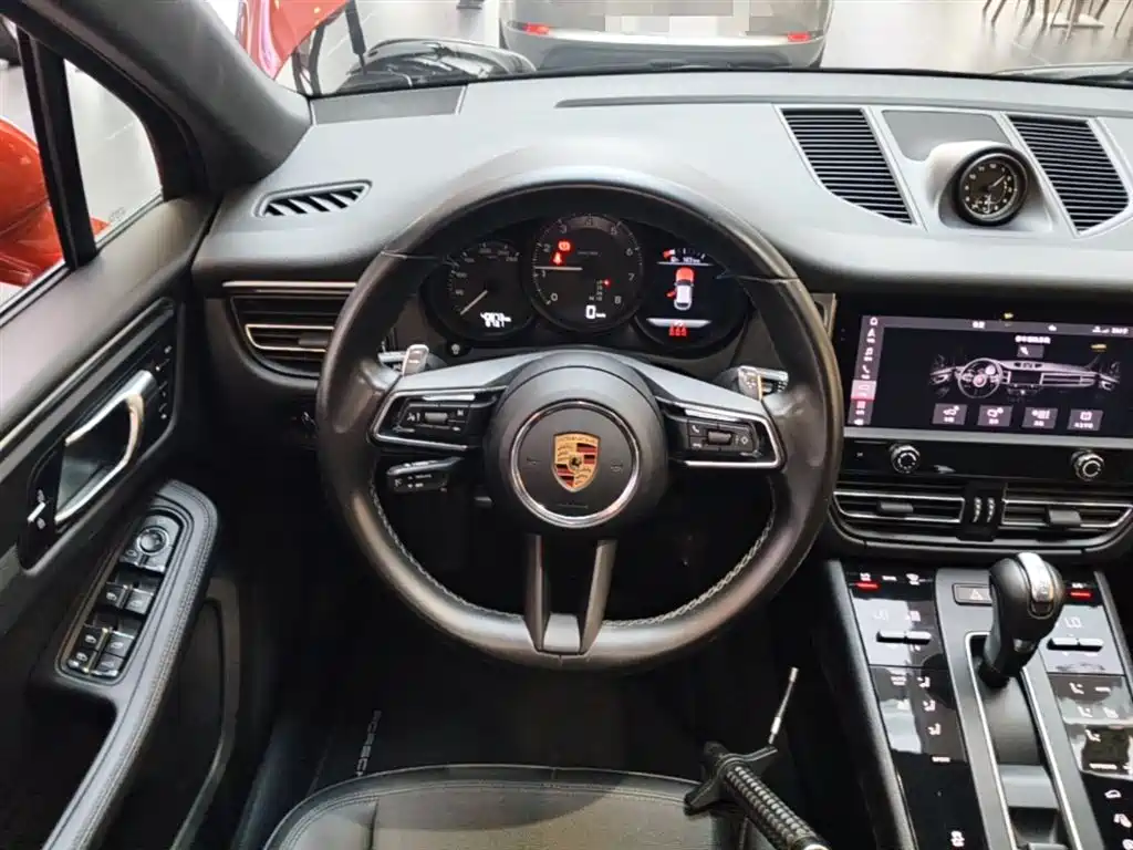 Porsche Macan 2022 Macan 2.0T фото 17