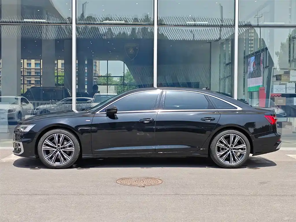 Audi A6L 2024 45 TFSI quattro Premium Dynamic фото 3