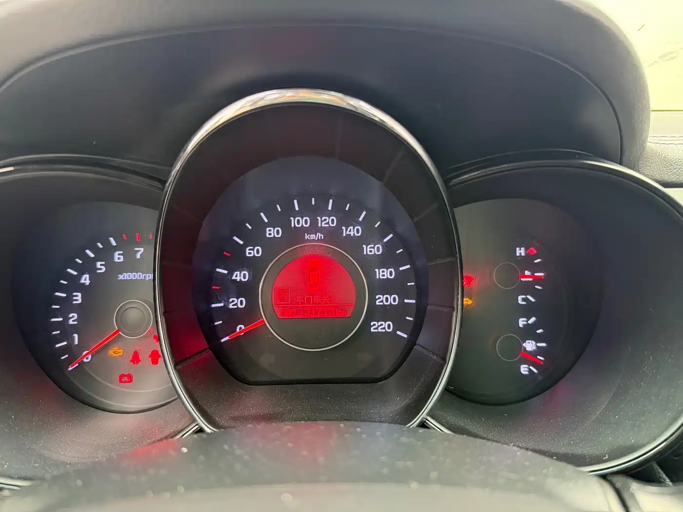 Kia K2 2012 Sedan 1.6L AT Premium ECO Commemorative Edition фото 11