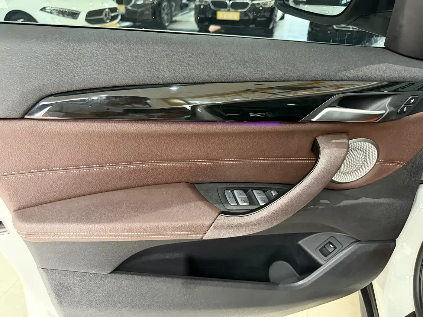 BMW X1 2021 sDrive20Li Fashion фото 4