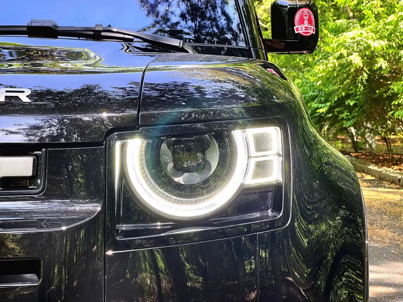 Land Rover Defender 2025 110 3.0T P400 -Dynamic HSE фото 5