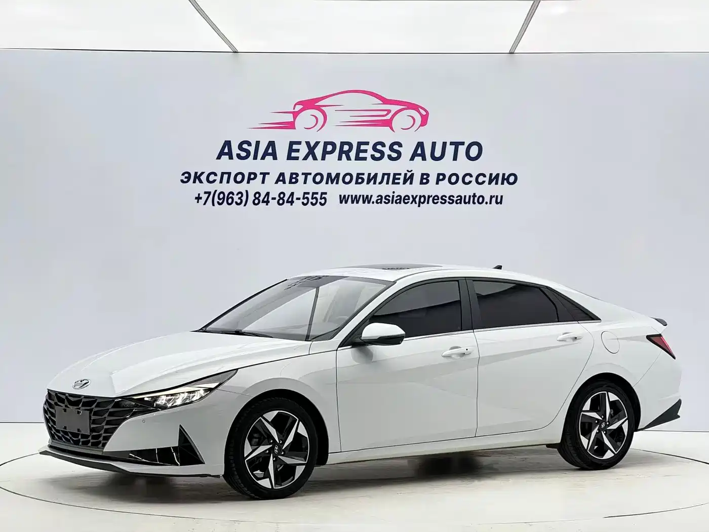 Hyundai Elantra 2022 1.5L CVT LUX Premium Edition
