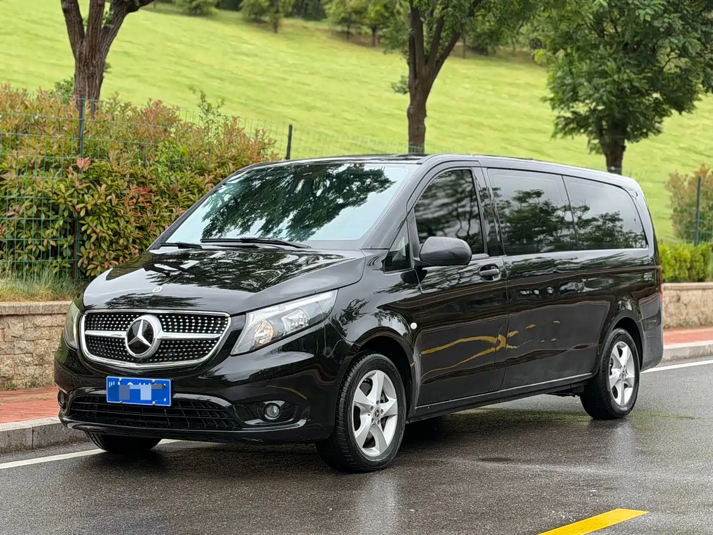 Mercedes-Benz Vito 2016 2.0T Elite 9-Seater