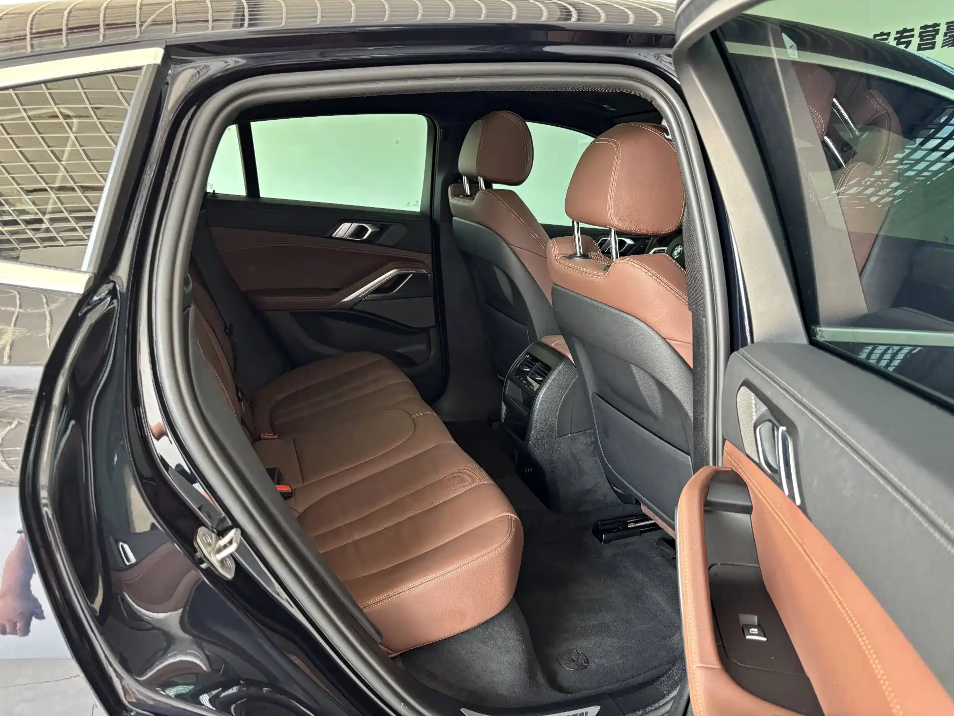 Фото 22 - BMW X6