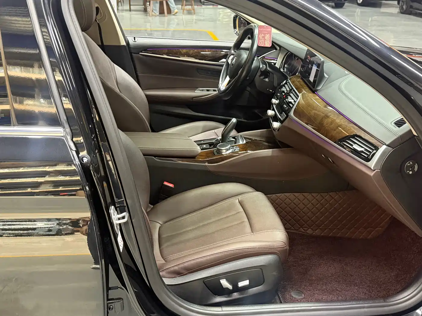 BMW 5 Series 2018 525Li Luxury Package фото 9