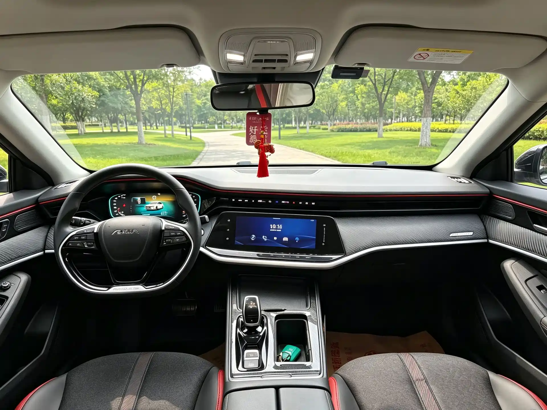 صورة 4 - Dongfeng Aeolus Yixuan MAX