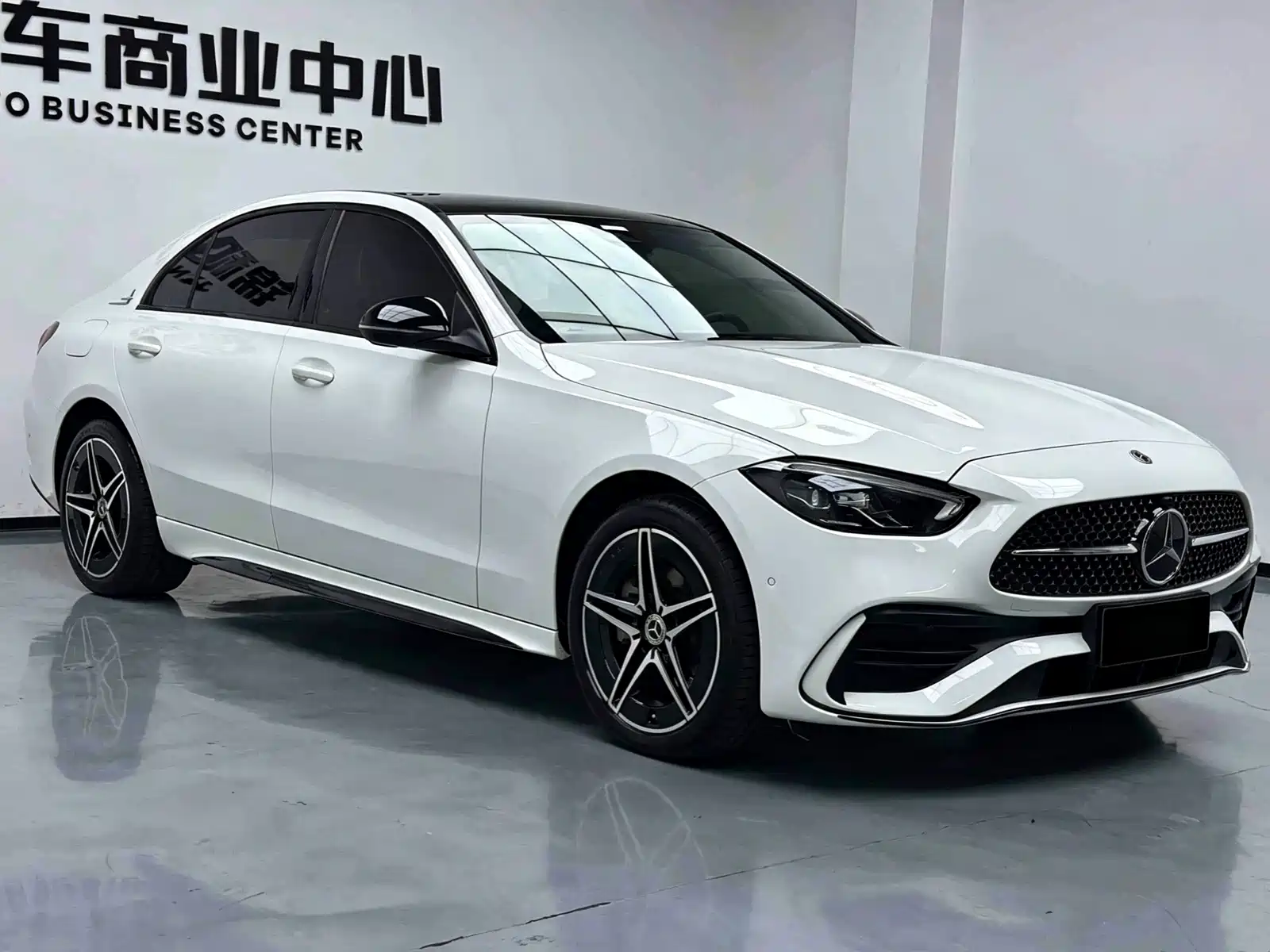 Фото 2 - Mercedes-Benz C-Class