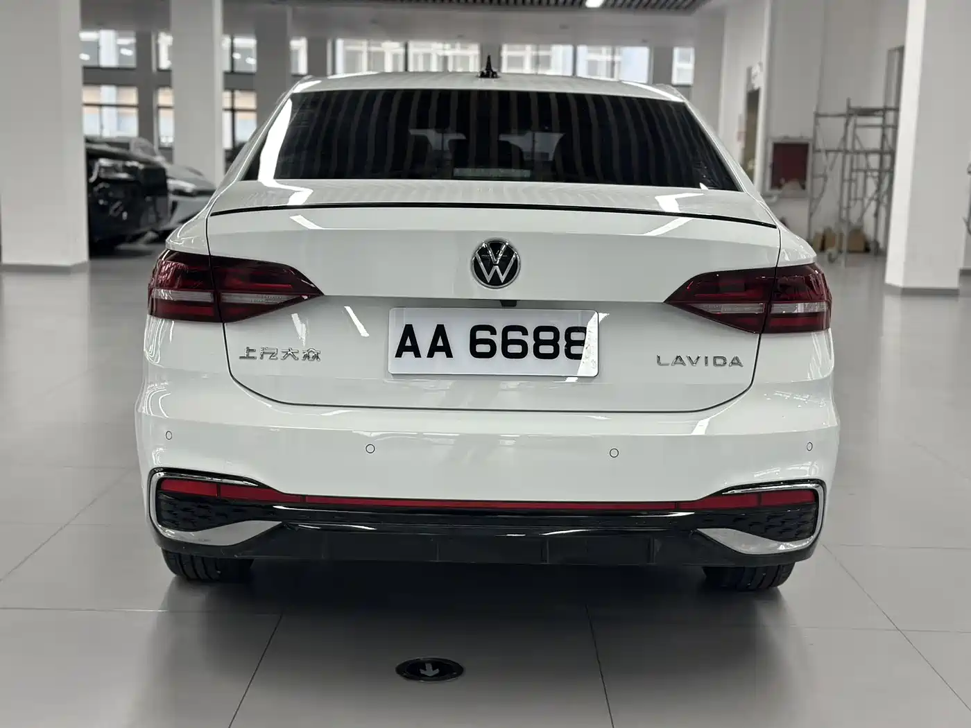 Volkswagen Lavida 2024 Model 300TSI DSG Starlight Full Comfort Edition фото 6