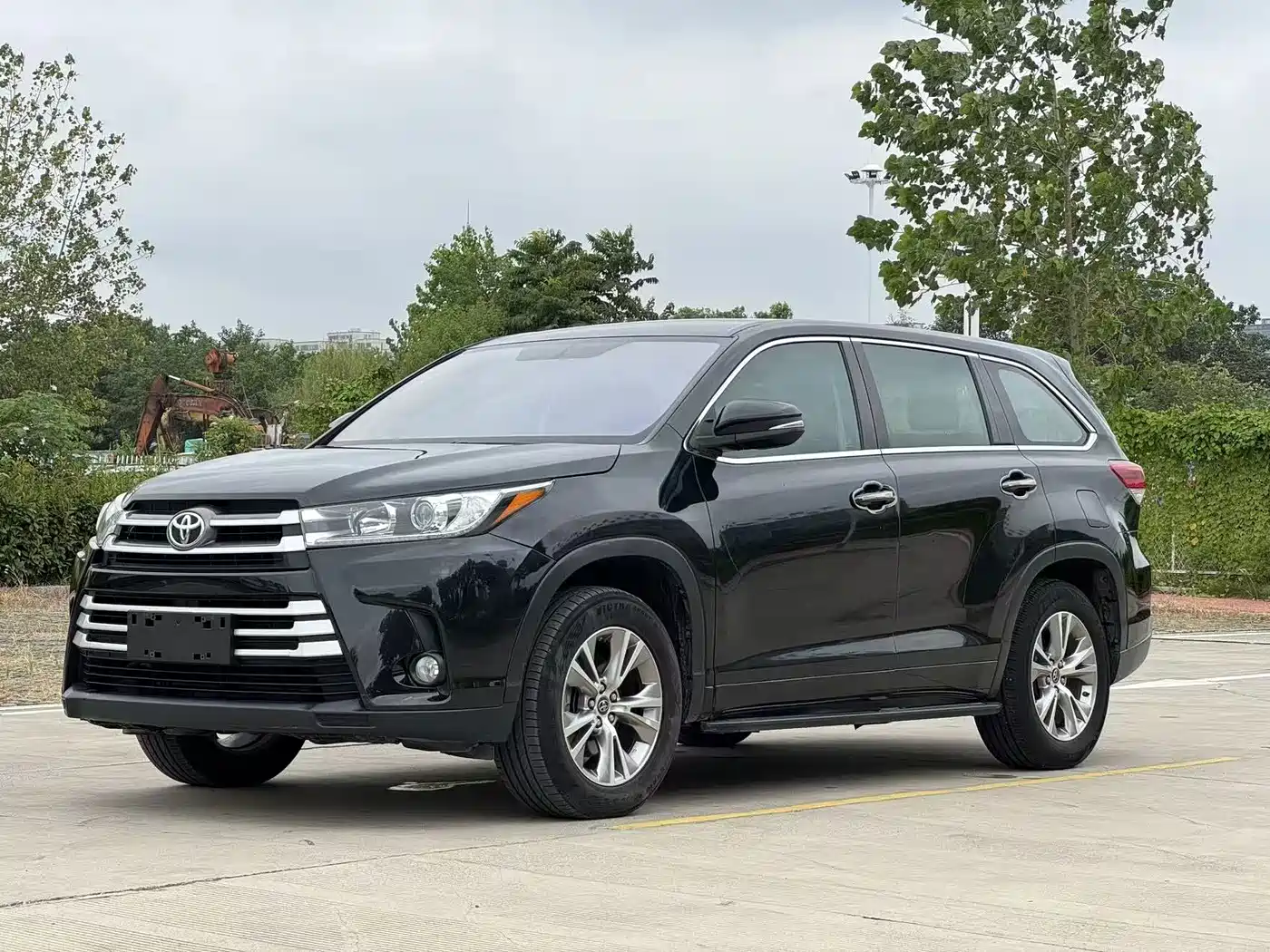 Фото 1 - Toyota Highlander