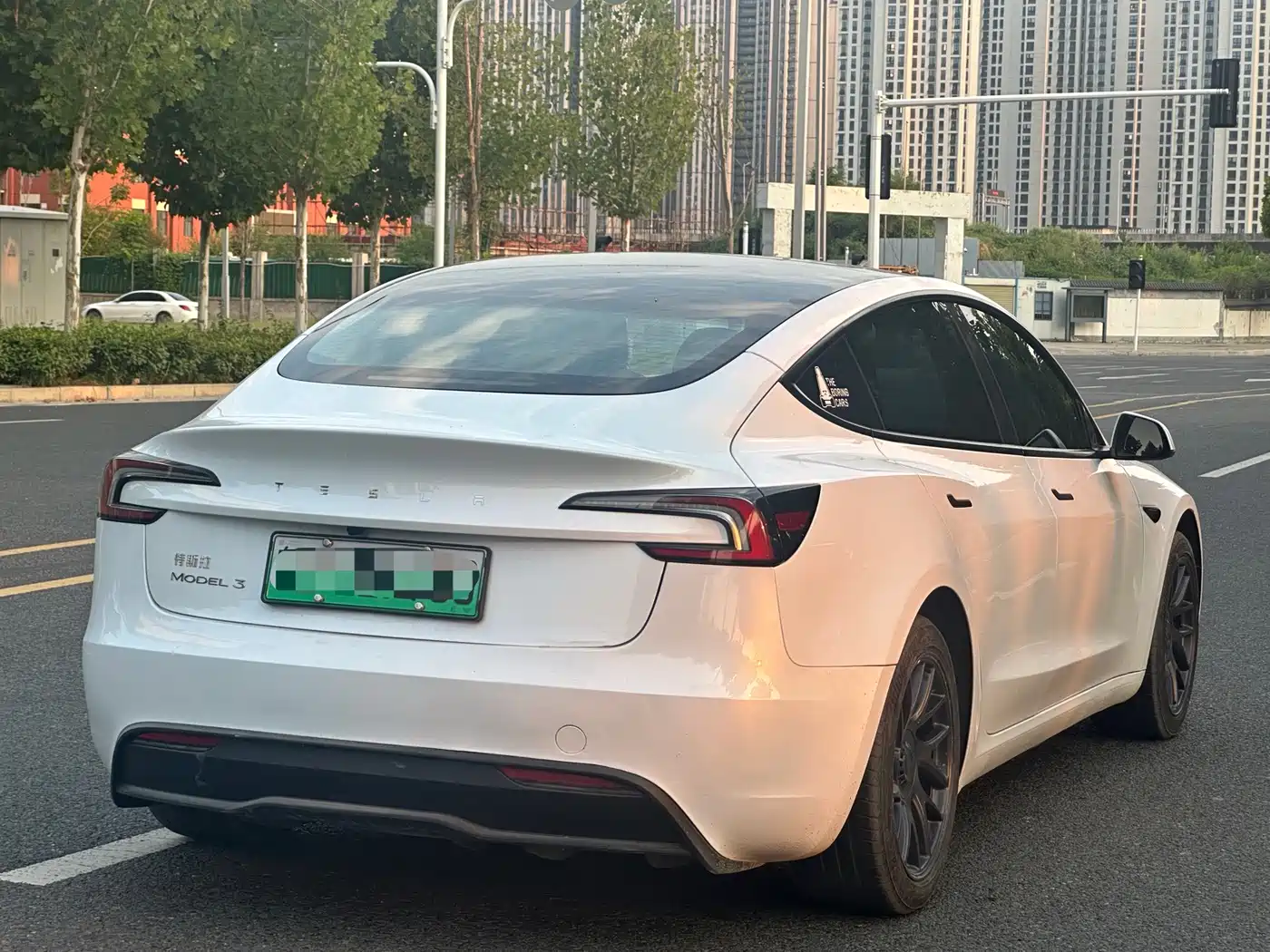 Photo 9 - Tesla Model 3