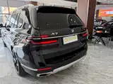 Photo 4 - BMW X7