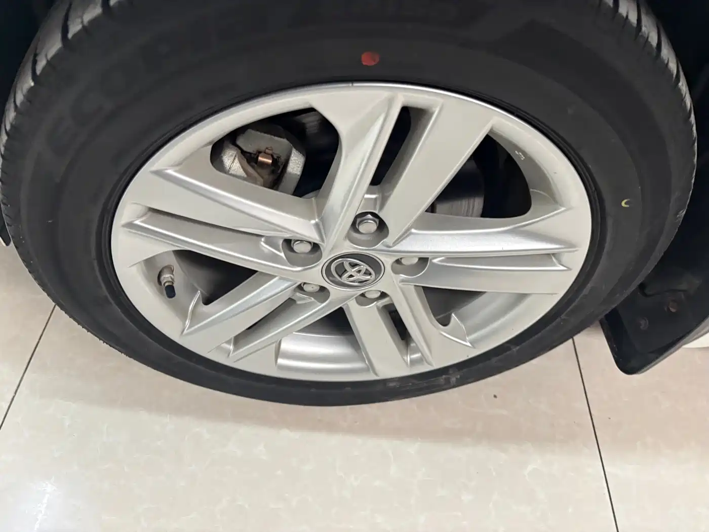 Toyota Levin 2019 185T CVT Luxury Edition China V фото 3