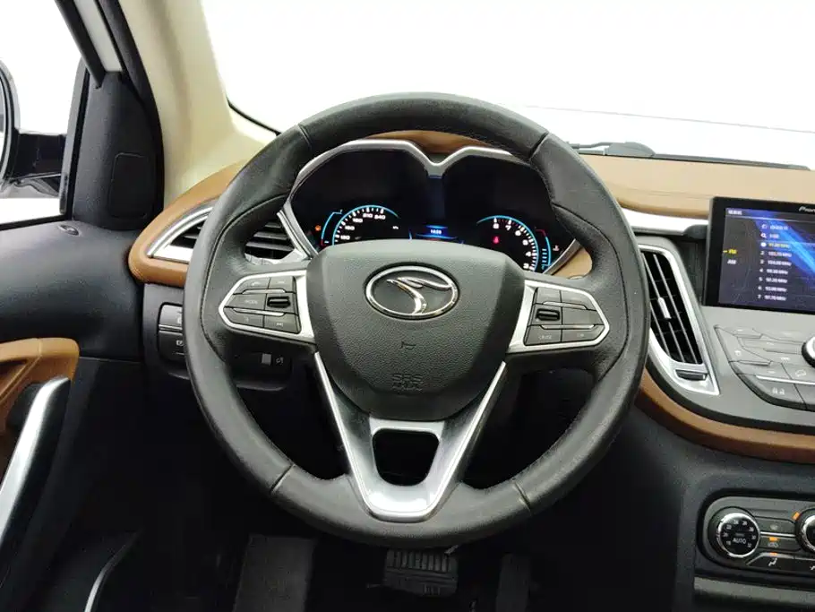 Soueast DX7 2017 2017 1.5T Automatic Luxury