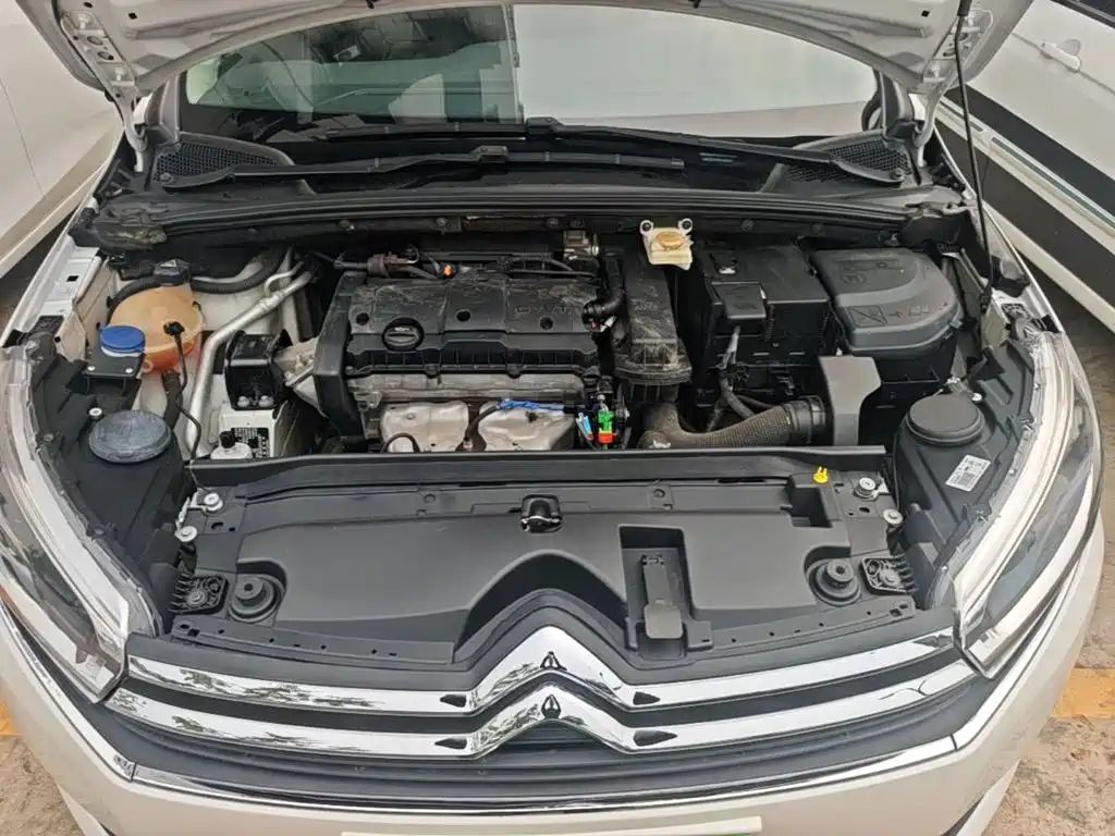 Citroën C4 C-Quatre 2017 2018 1.6L Manual Luxury