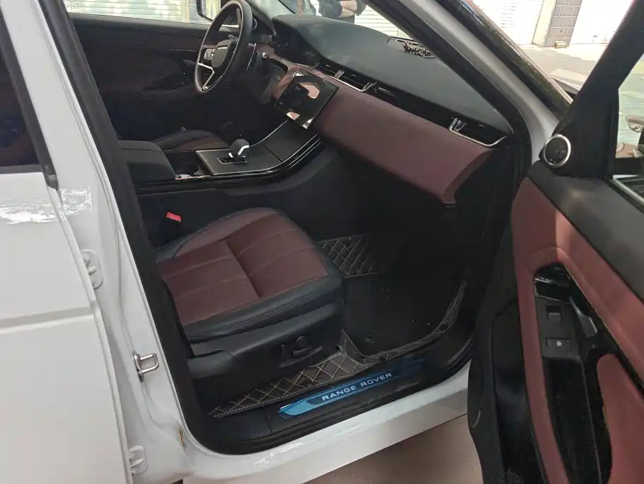 Land Rover Range Rover Evoque 2025 2024 Range Rover Evoque L 249PS Light Master Edition
