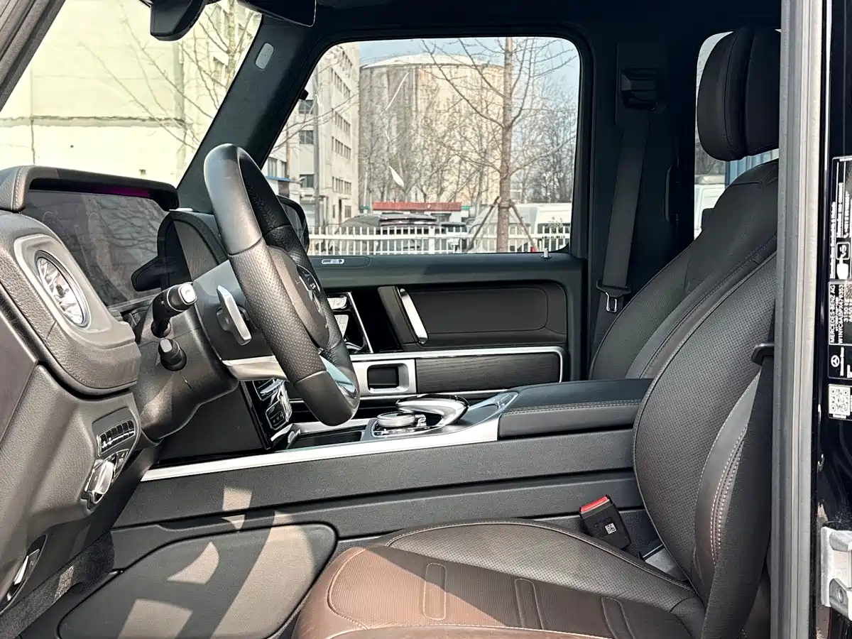 Mercedes-Benz G-Class 2023 G 500 фото 18