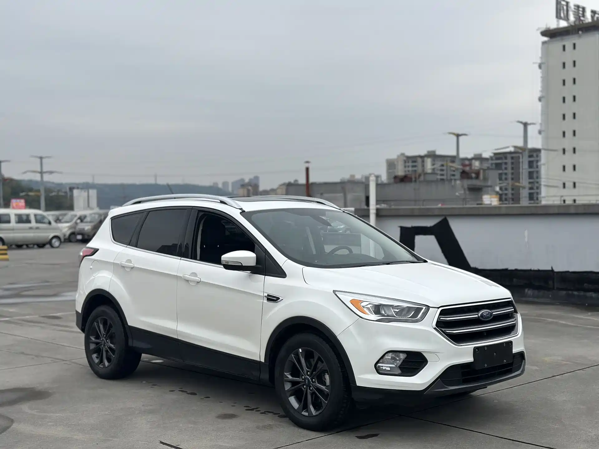 Photo 5 - Ford Kuga