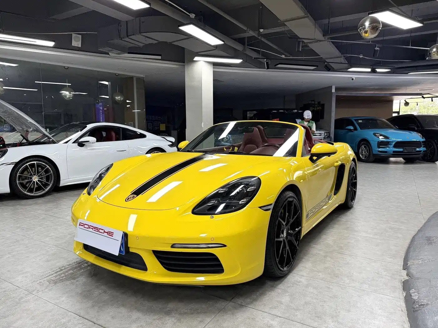 Porsche 718 2020 — пригон из Китая