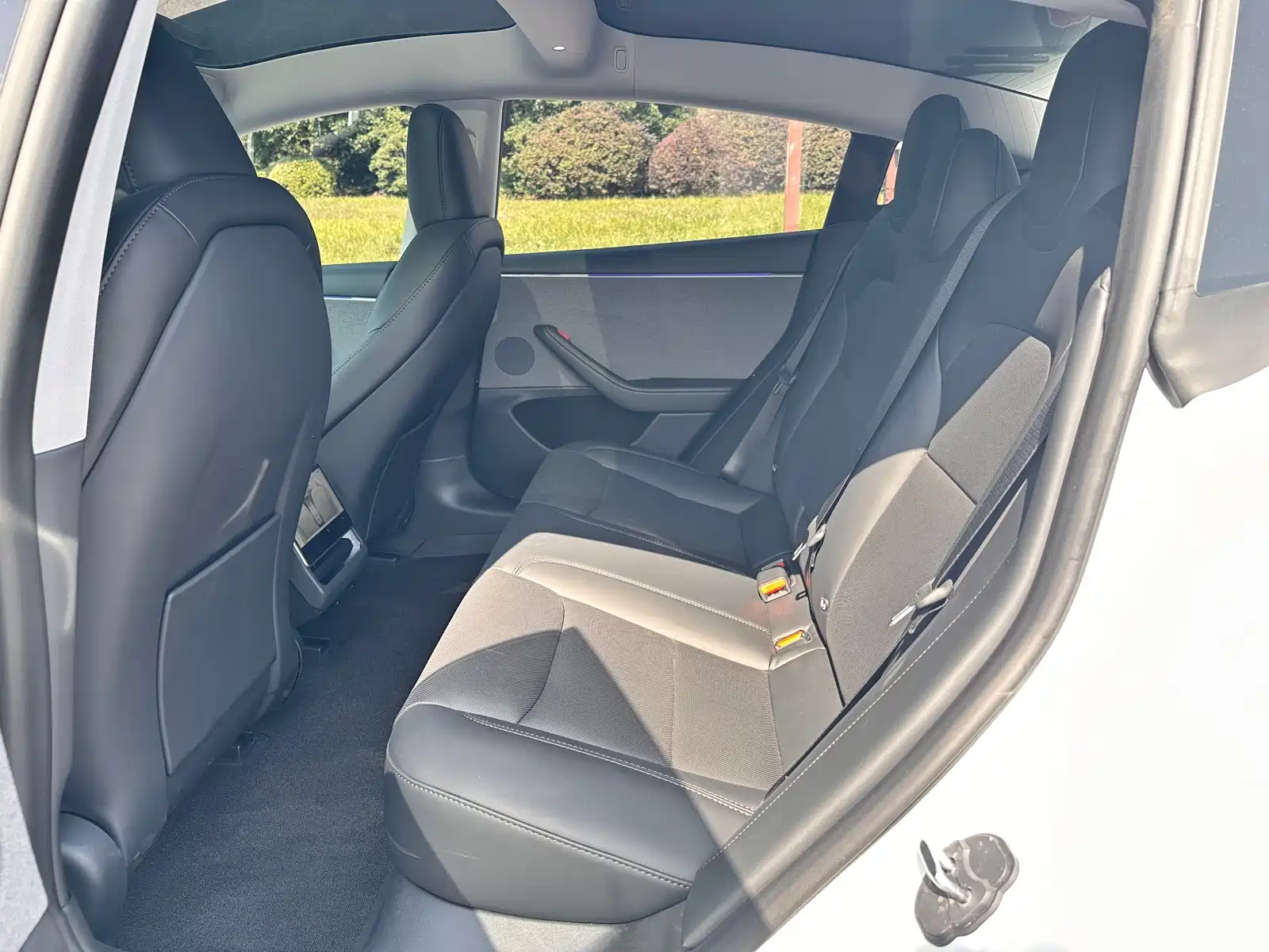 Фото 8 - Tesla Model 3