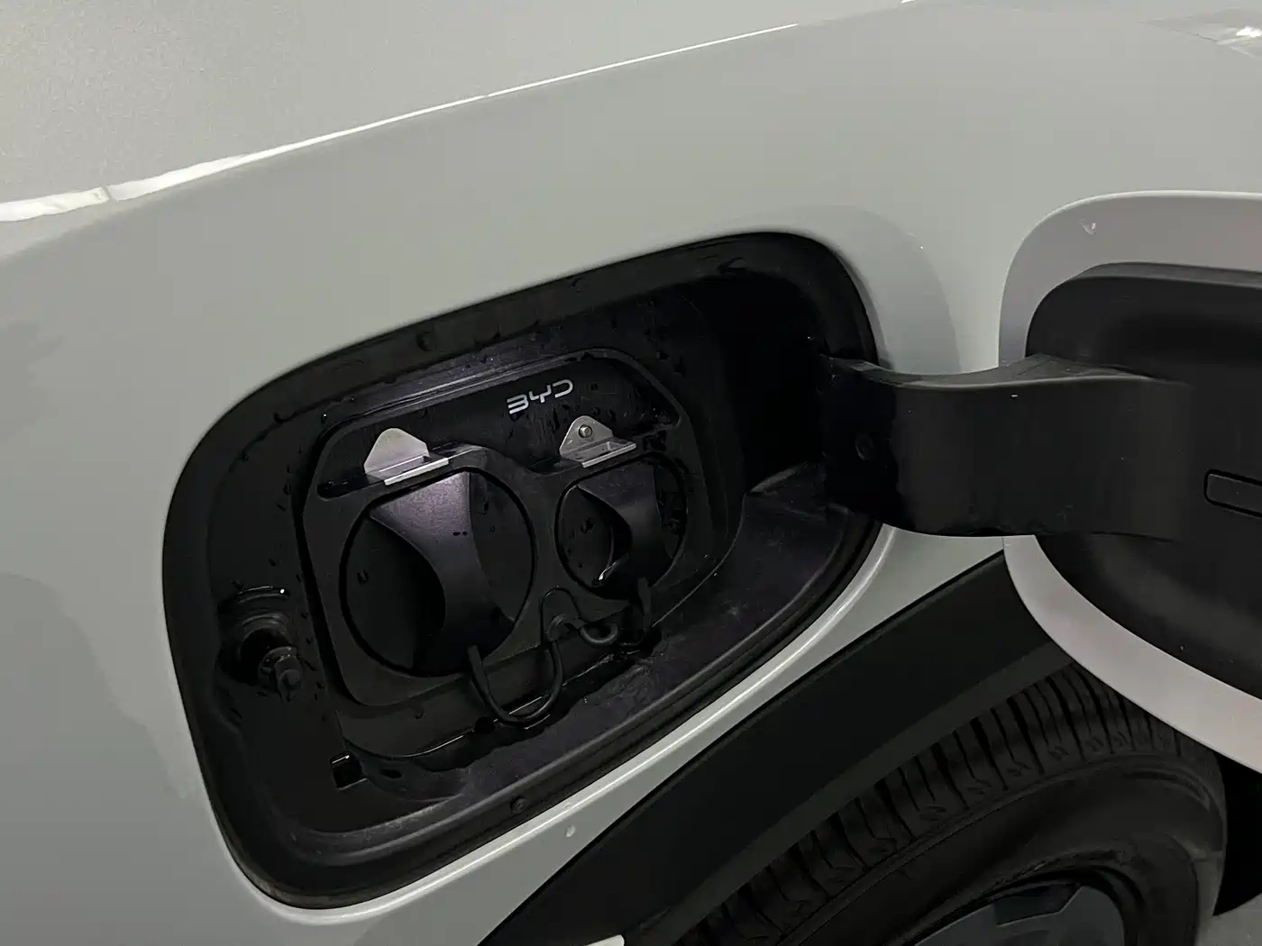 BYD Yuan UP 2026 2025 Model 301KM Navigator