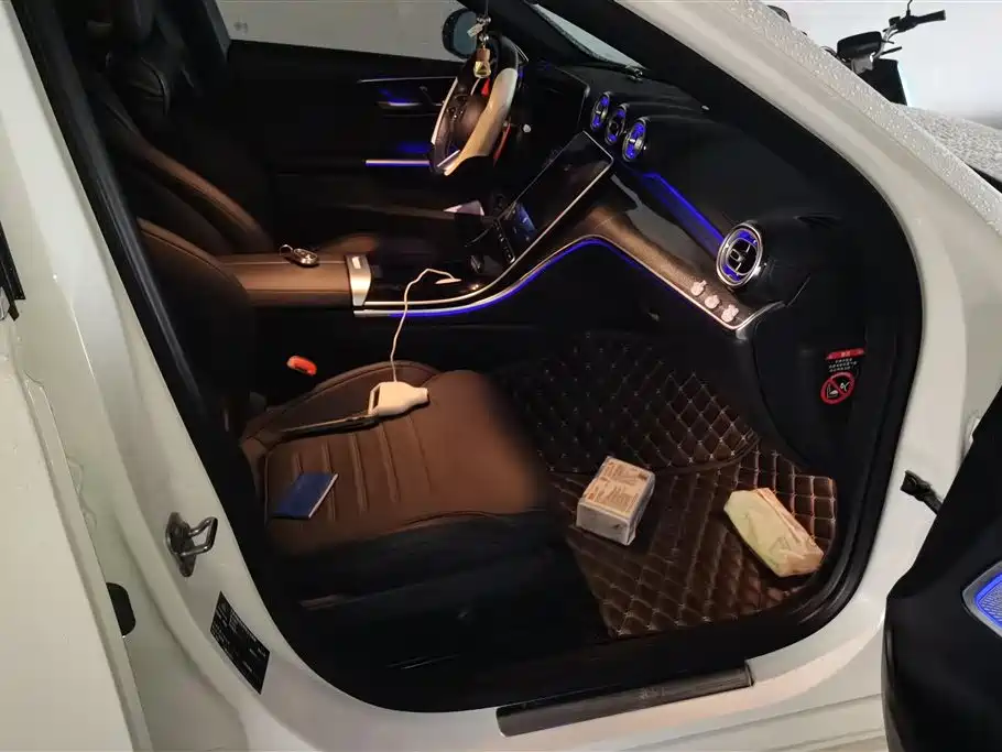 Mercedes-Benz C-Class 2024 C 200 L Sport Edition фото 8