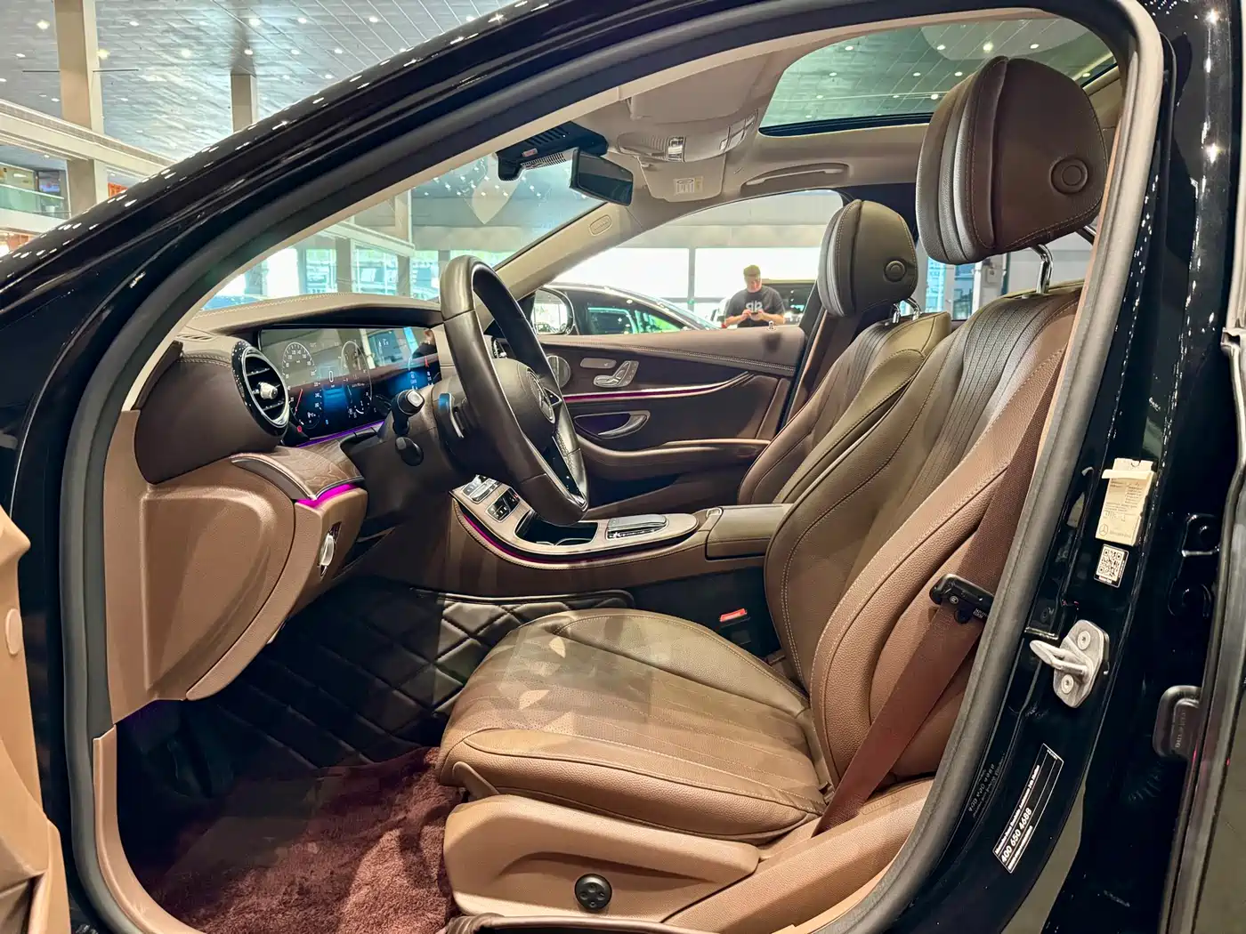 Mercedes-Benz E-Class 2023 Facelift E 300 L Luxury фото 4