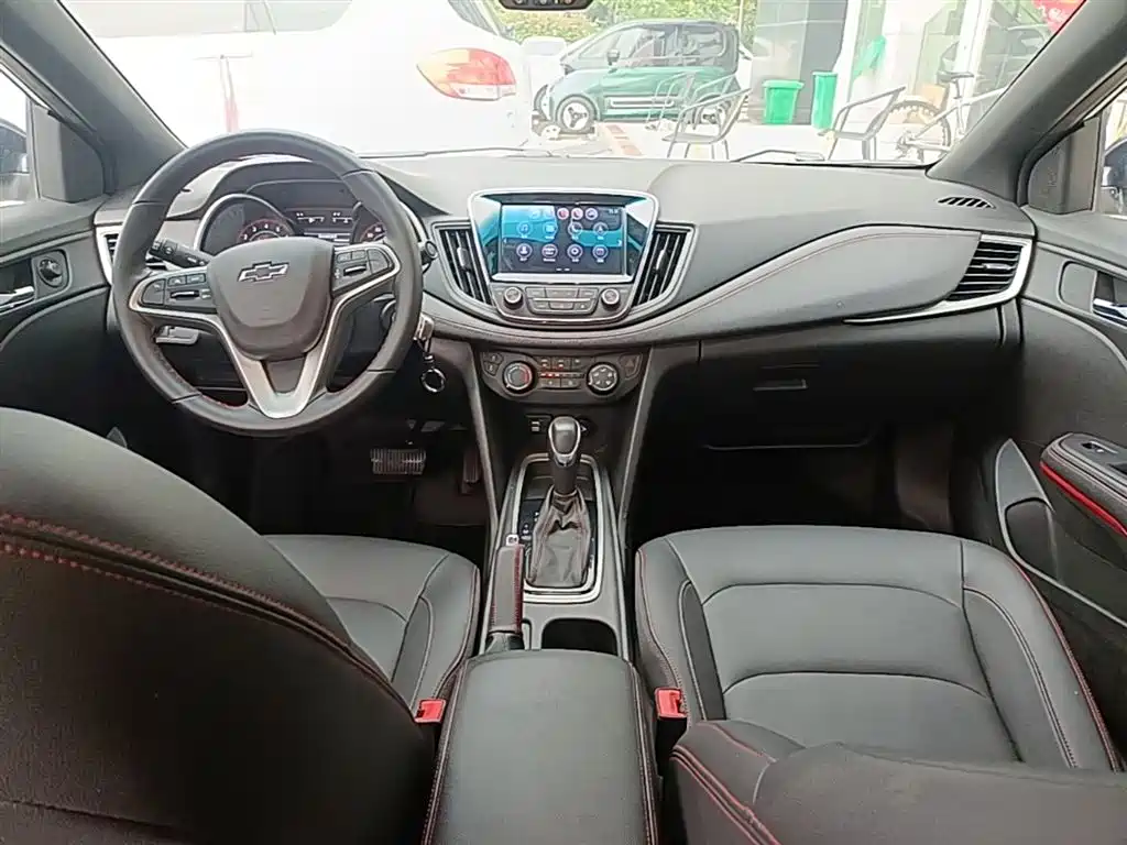 Chevrolet Monza 2019 RS 330T Auto Smooth Edition China VI фото 10