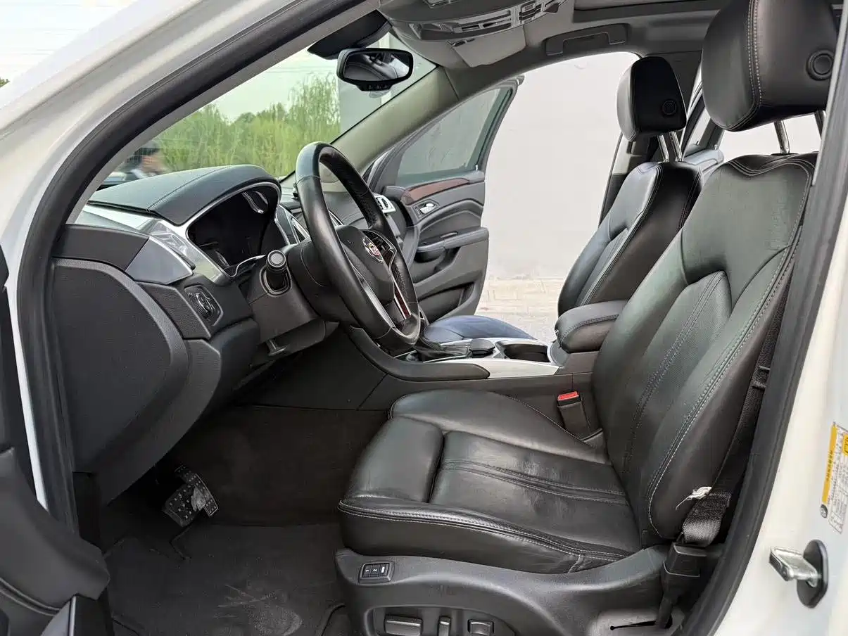 Cadillac SRX 2013 3.0L Elite фото 6