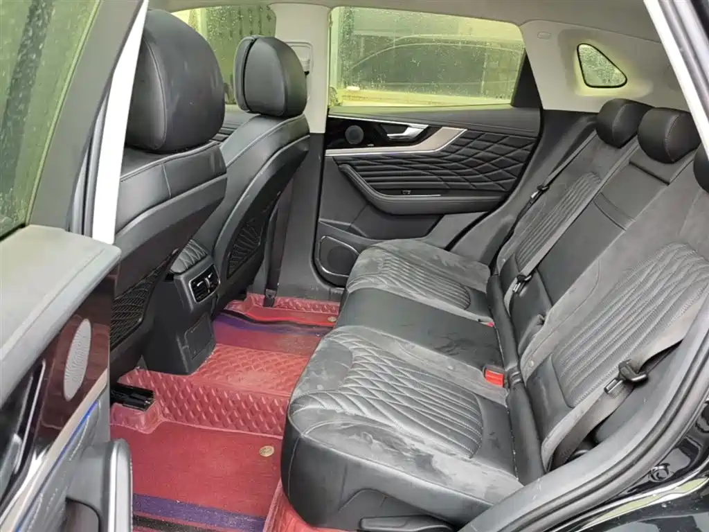 Hongqi HS5 2022 Facelift 2.0T Smart Flag Enjoyment Edition фото 17