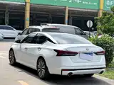 Photo 13 - Nissan Teana