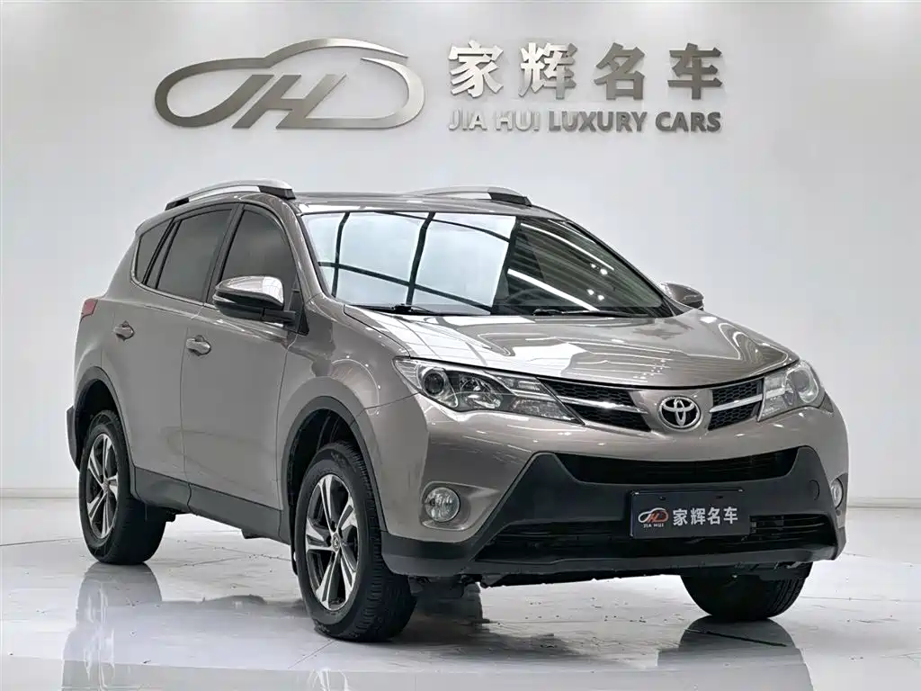 Toyota RAV4 Rongfang 2015 2.0L CVT 2WD Trend Edition фото 3