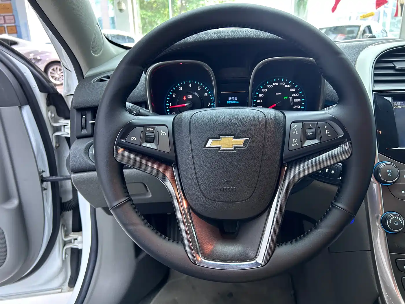Chevrolet Malibu 2012 2.0L Automatic Comfort Edition фото 16