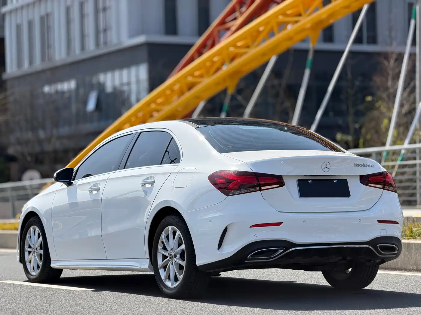 Mercedes-Benz A-Class 2022 A 200 L Sport Sedan Dynamic фото 9
