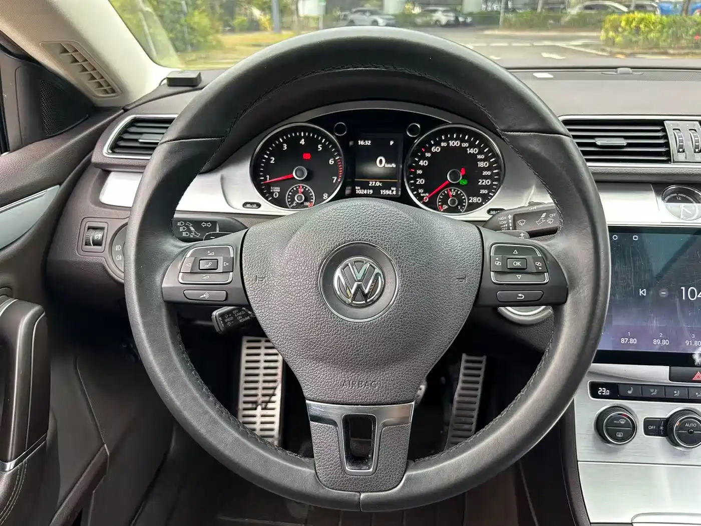 Volkswagen FAW-Volkswagen CC 2018 1.8TSI Luxury фото 9