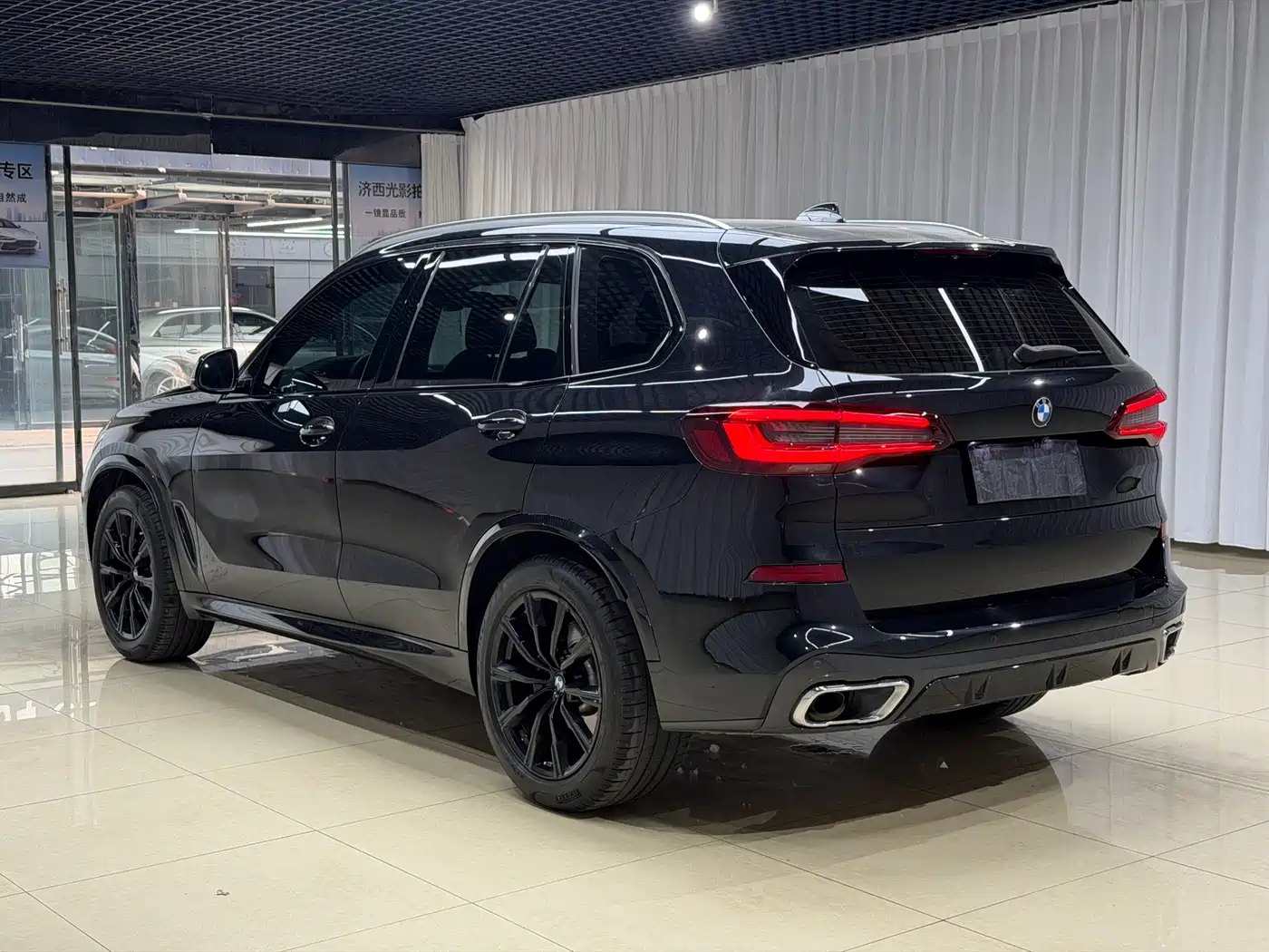 BMW X5 (IMPORTED)