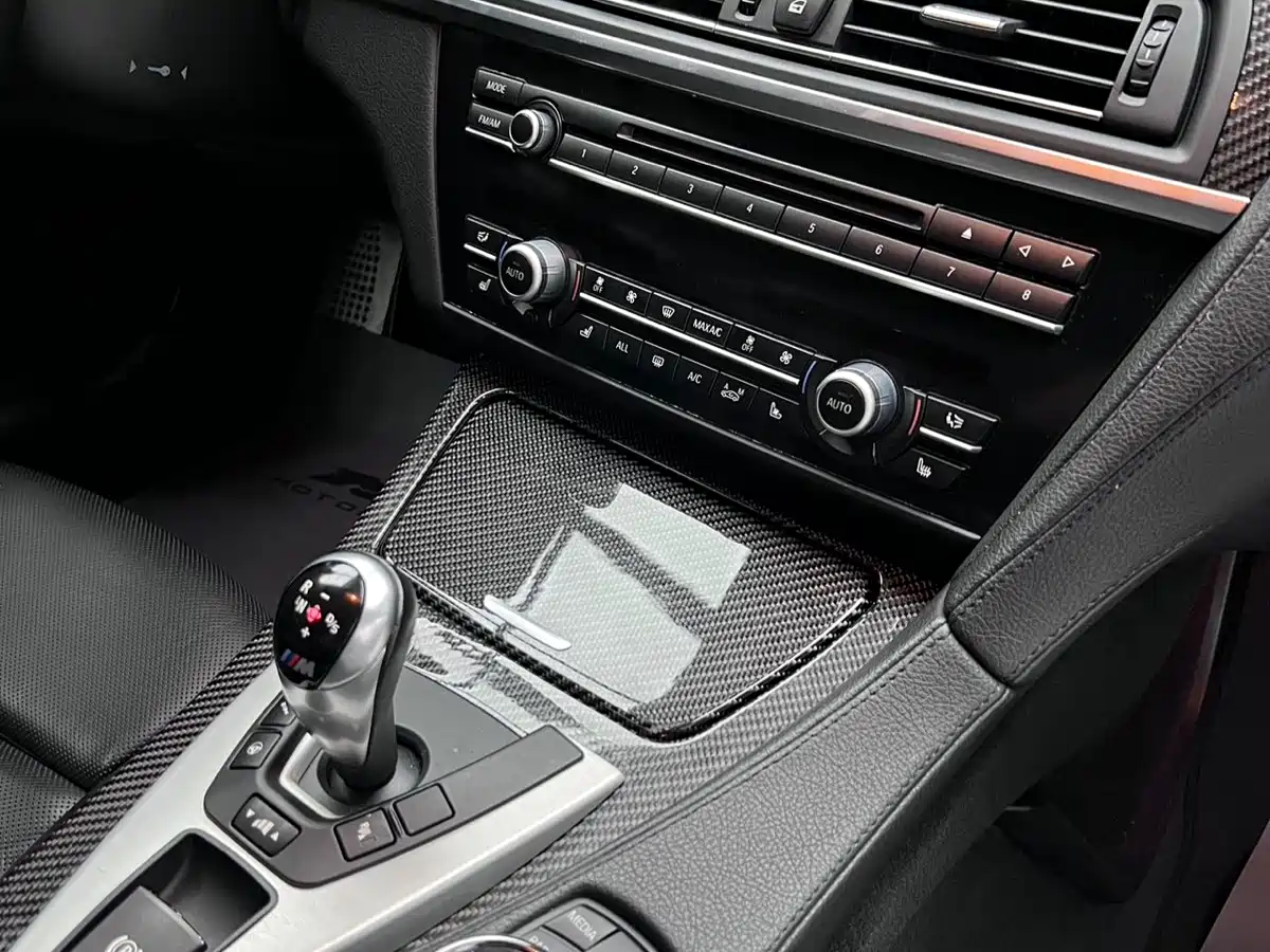 BMW M6 2013 M6 Coupe фото 16