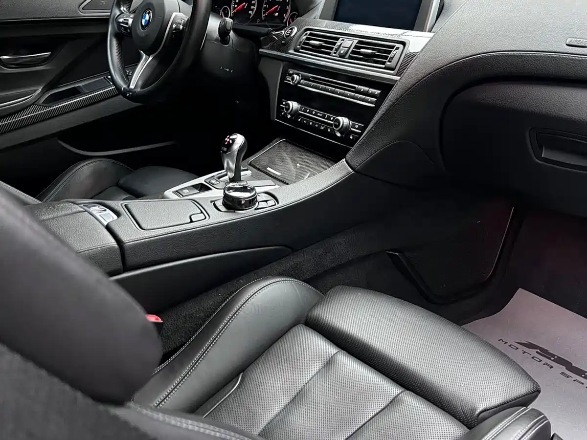 BMW M6 2013 M6 Coupe фото 10