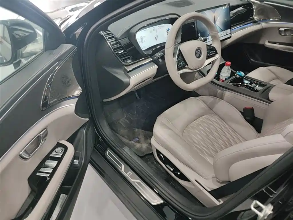 BYD Han 2025 DM-i Smart Driving Edition 125KM LiDAR Flagship фото 16