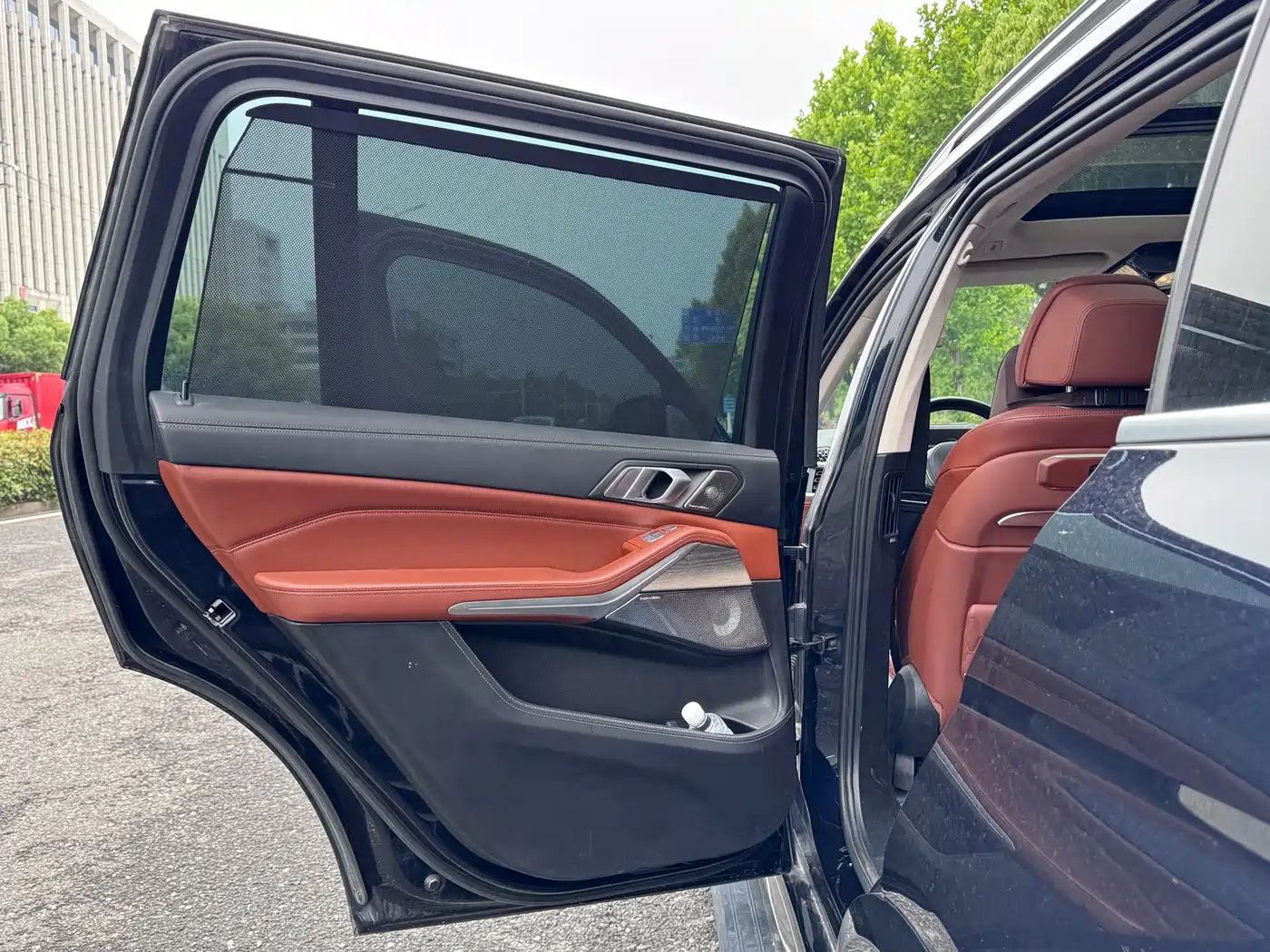 BMW X7 2023 xDrive40i Executive M Sport Package фото 31