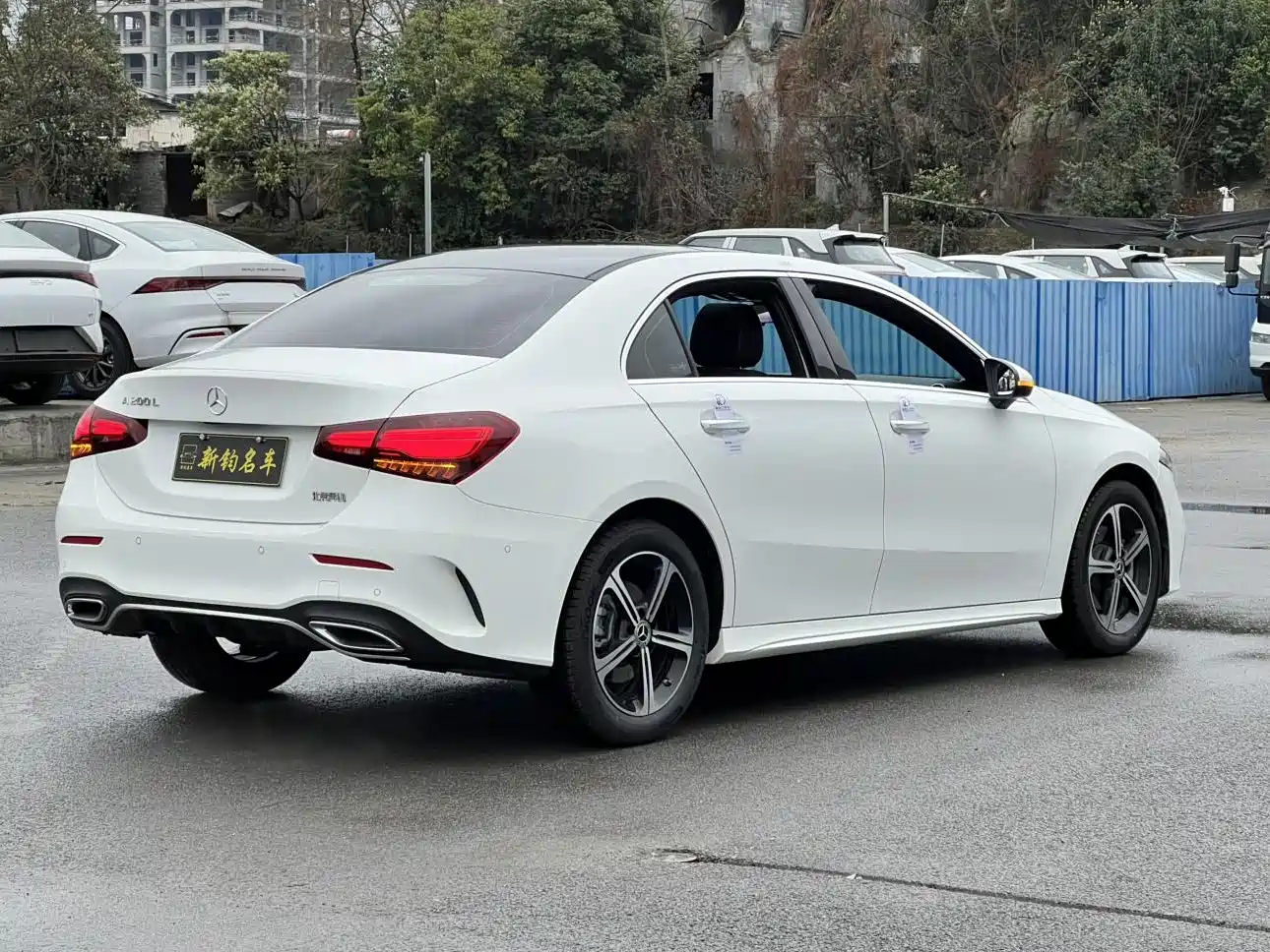 Mercedes-Benz A-Class 2025 A 200 L Fashion Edition фото 15