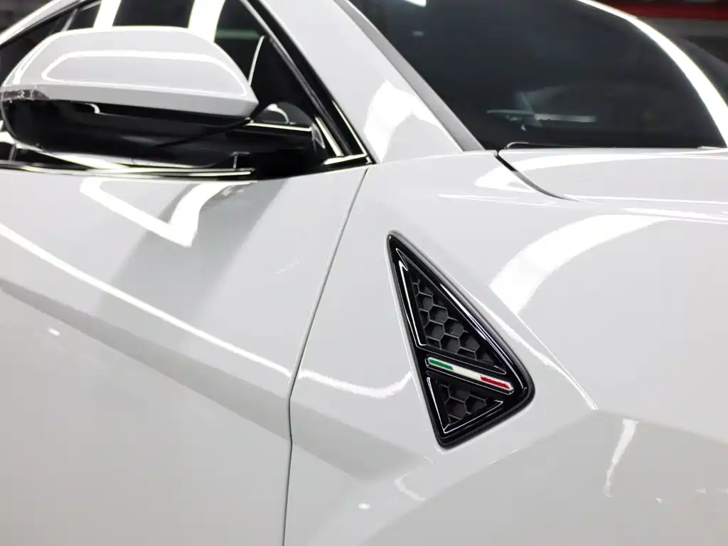 Lamborghini Urus 2019 2018 4.0T V8