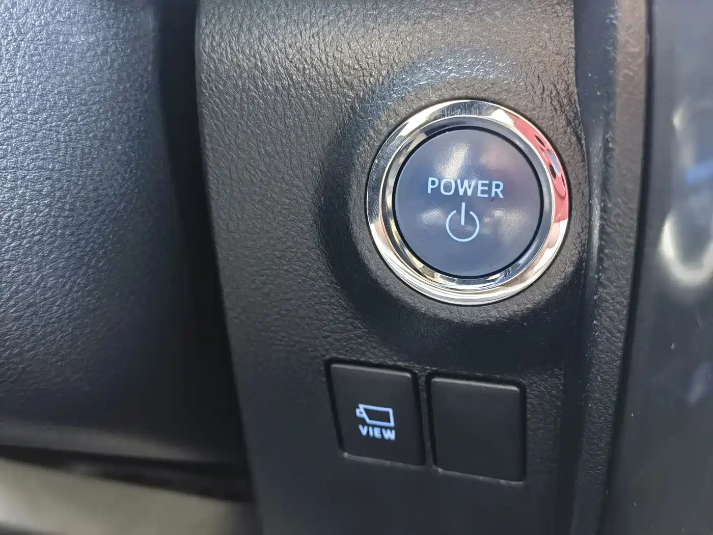Toyota Vellfire 2020 Twin Engine 2.5L HV Premium Edition фото 19