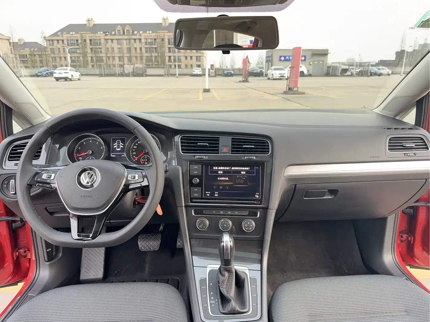 Volkswagen Golf 2019 1.6L Auto Comfort (China V) фото 9