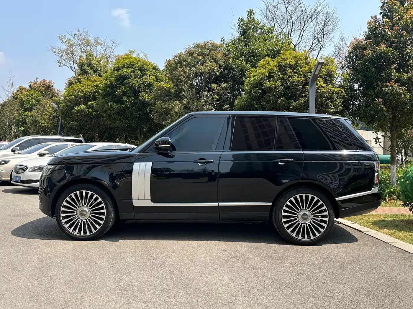 Land Rover Range Rover 2014 3.0 SC V6 Vogue фото 3