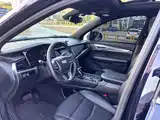 Photo 17 - Cadillac XT6