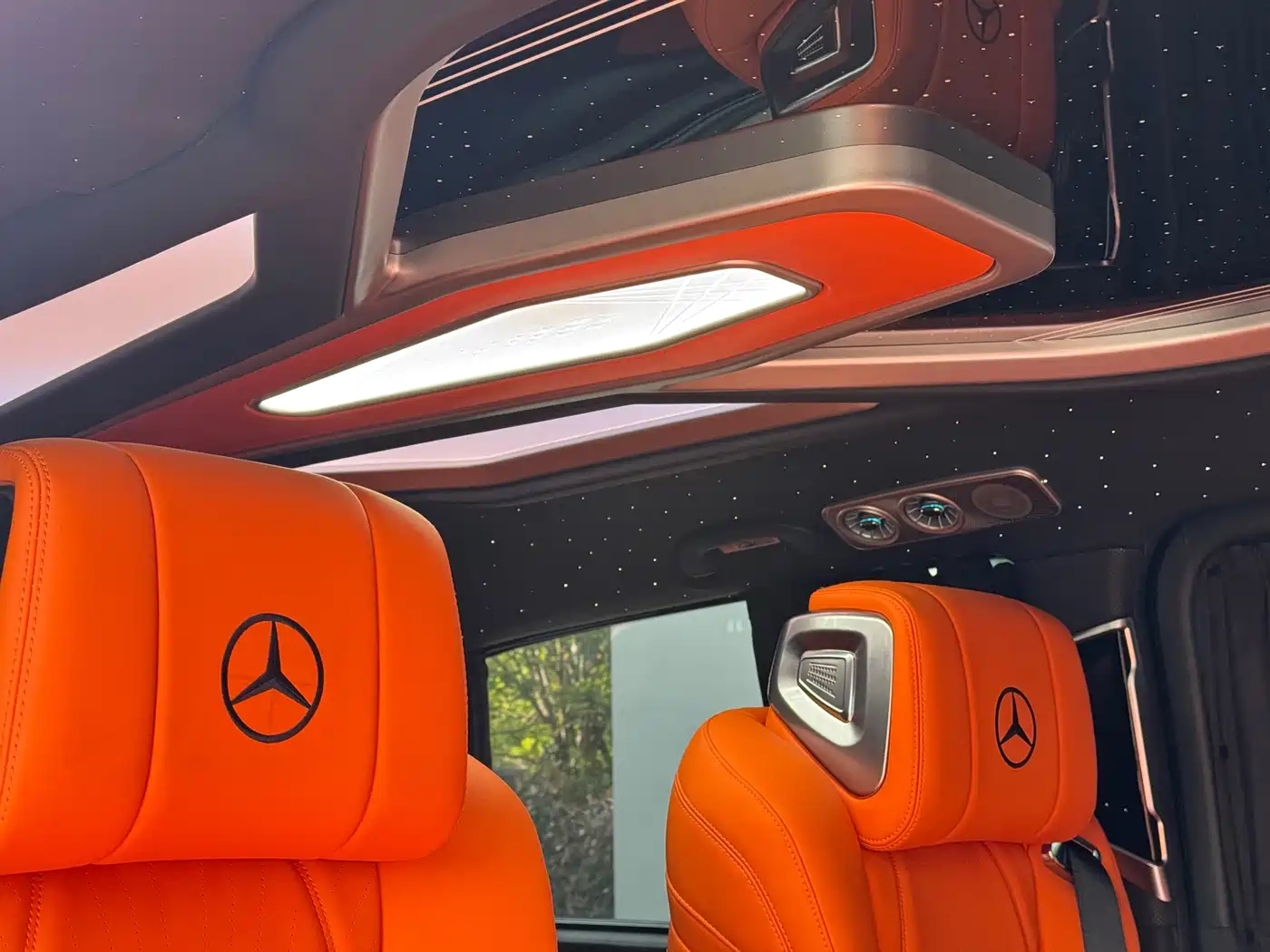 Mercedes-Benz Vito 2023 2.0T Business 7-Seater фото 22