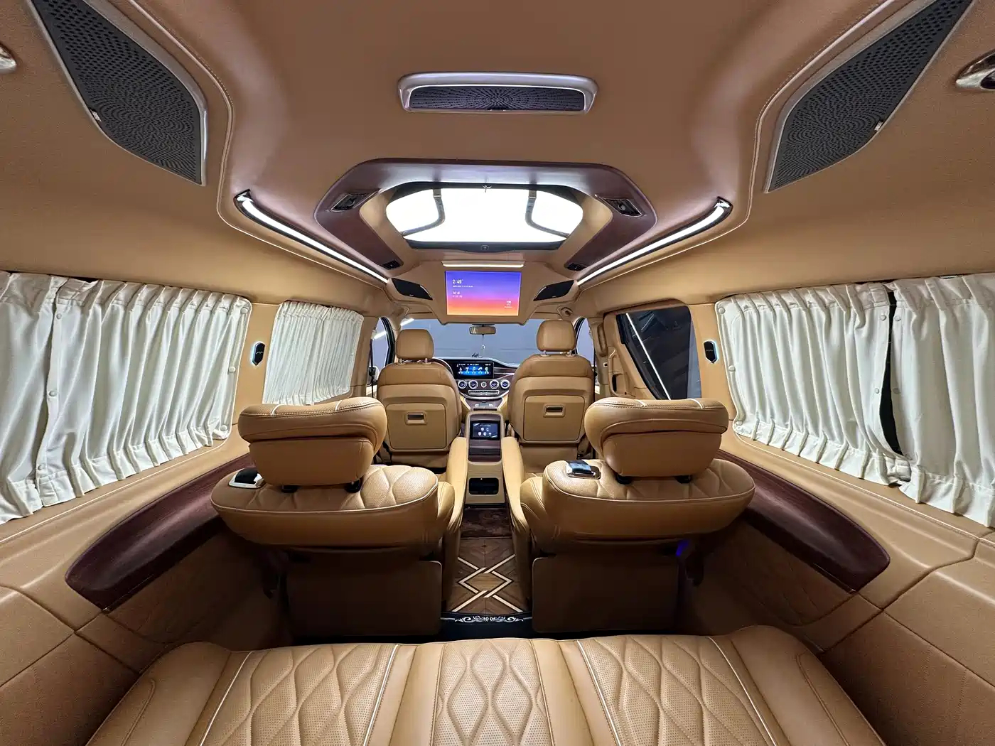 Mercedes-Benz Vito 2020 2.0T Elite Edition (7-seater) фото 17