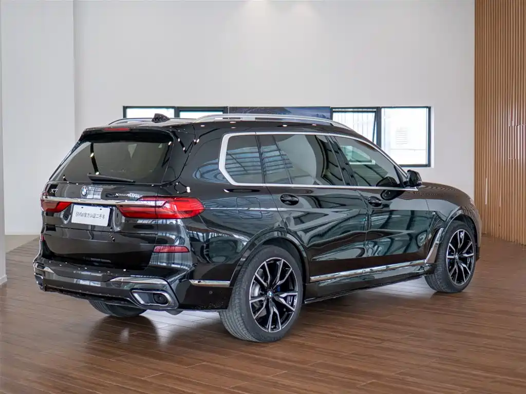 BMW X7 2022 xDrive40i Executive M Sport Package фото 6